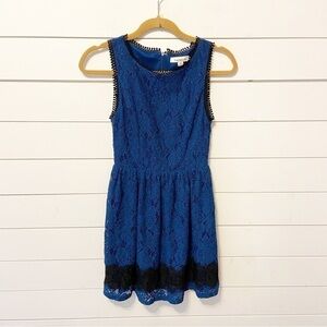 Francesca’s | Blue Fit and Flare Lace Mini Dress Size XS